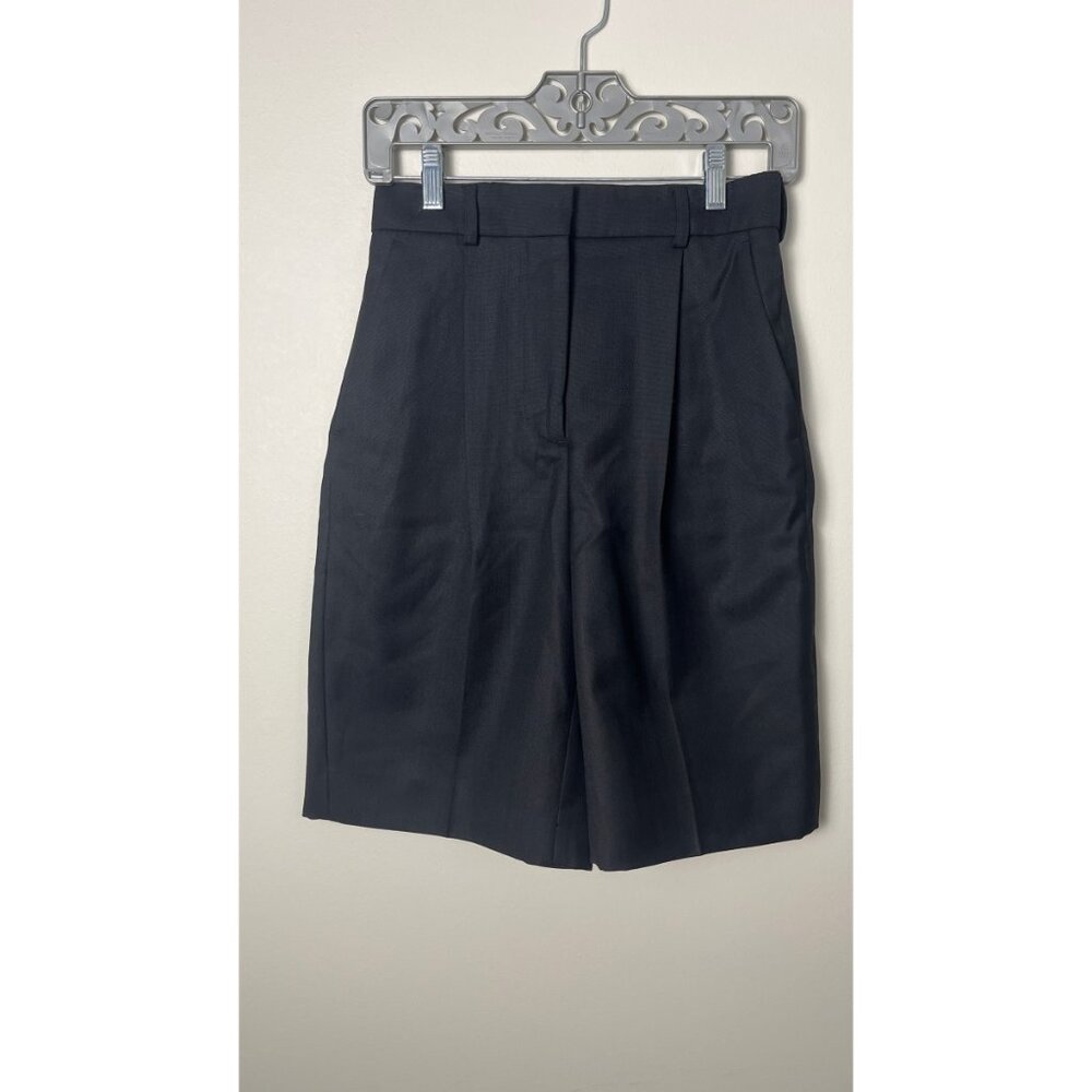 BNWOT ACNE STUDIOS KNEE LENGTH BERMUDA PLEAT SHORTS S - Picture 3 of 10